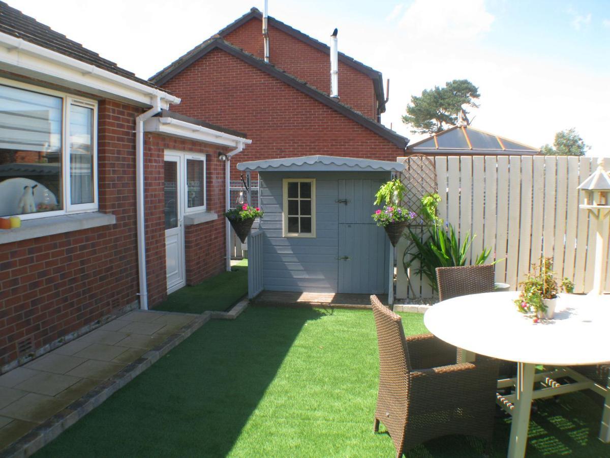 The Lantern Bed & Breakfast Donaghadee ภายนอก รูปภาพ